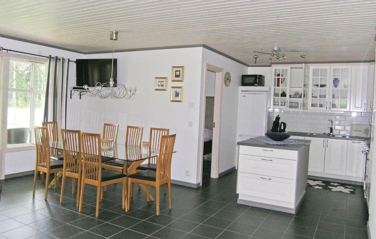 Cozy Home In Vittaryd With Sauna Kvänarp Екстериор снимка